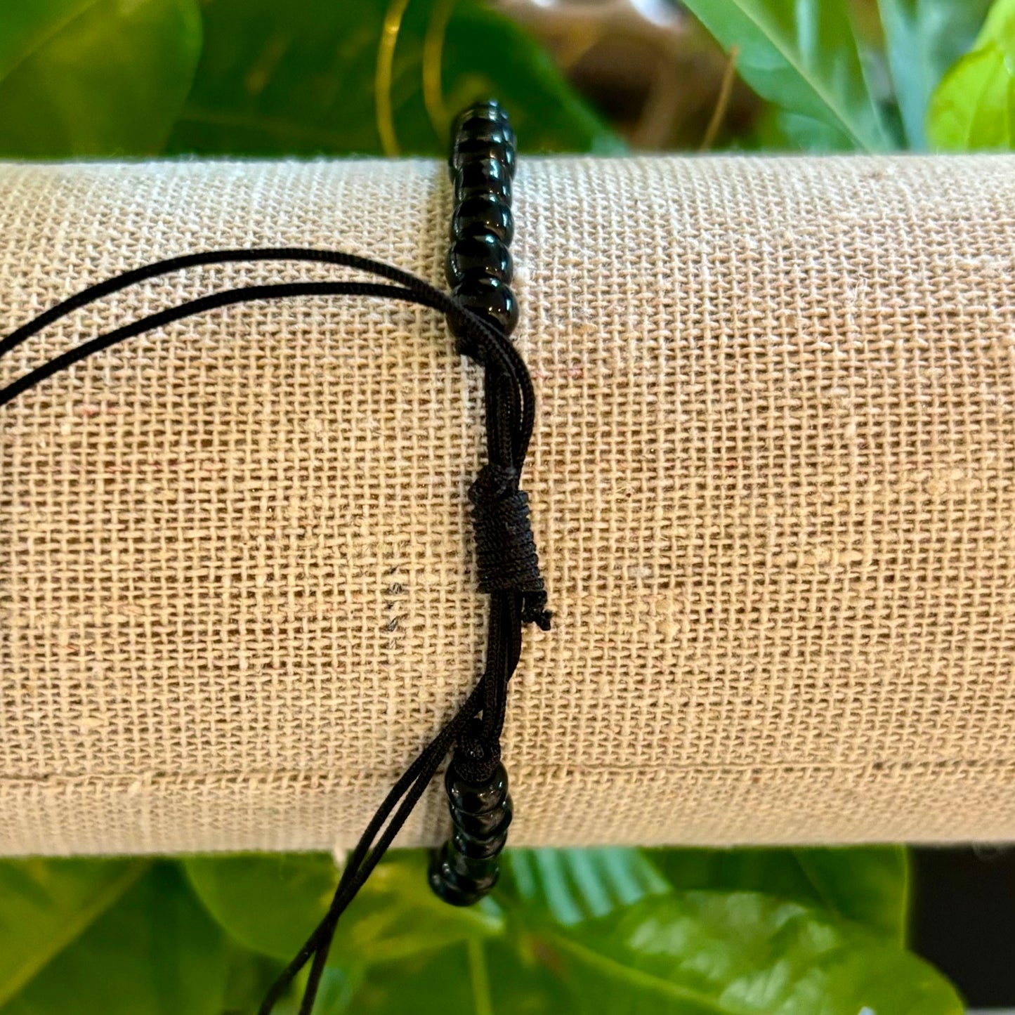 Armbånd med hvid skildpadde Armbånd med hvid skildpadde