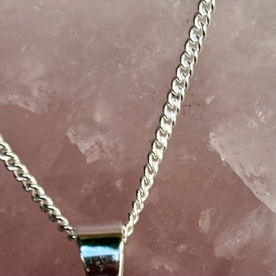 Hjerte Chakra vedhæng | 925 Sterling Sølv og Peridot Hjerte Chakra vedhæng | 925 Sterling Sølv og Peridot