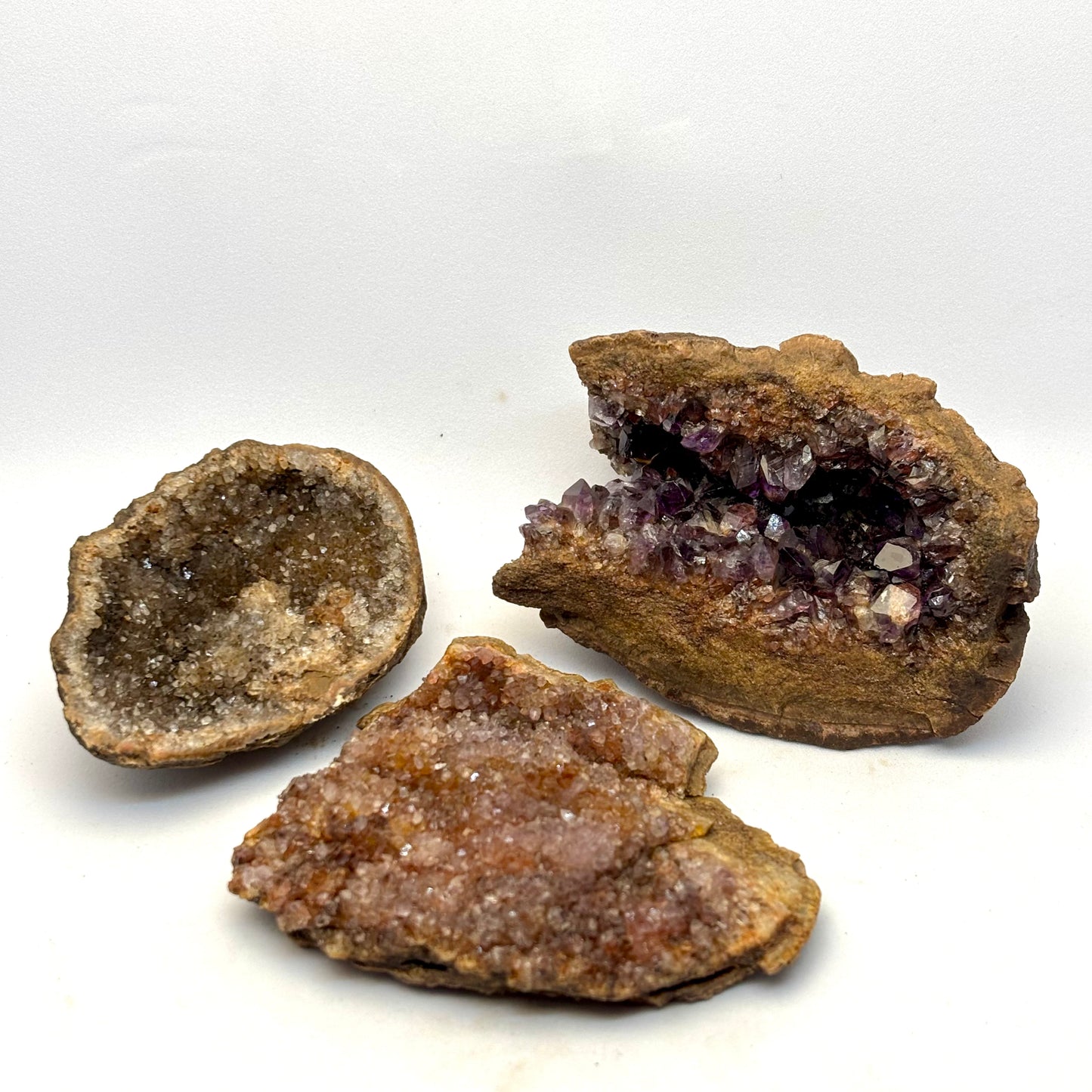 3 ametyst geoder fra Zululand SA 4-5 cm | nr 8 3 ametyst geoder fra Zululand SA 4-5 cm | nr 8