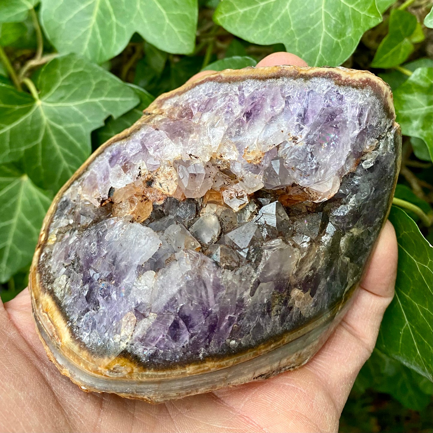 Agat geode, poleret 11 cm Agat geode, poleret 11 cm
