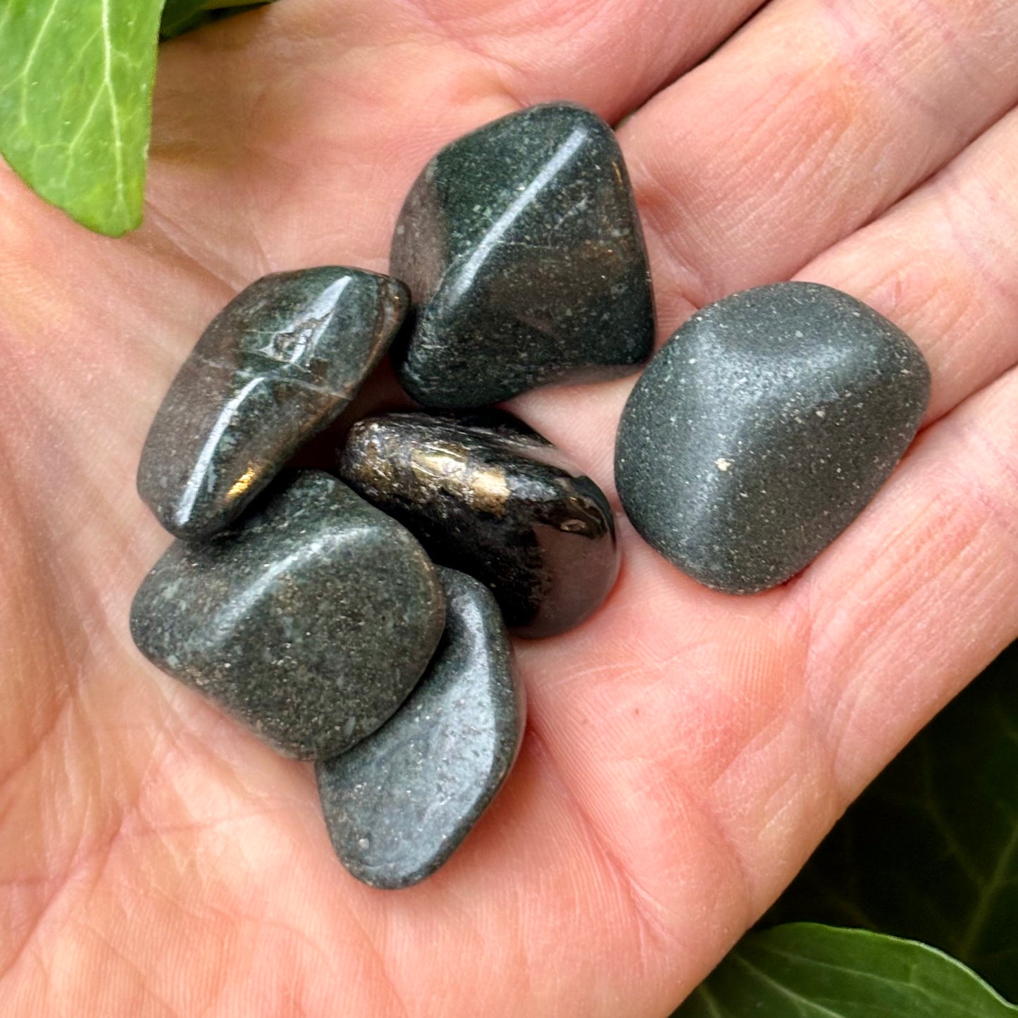 Jade, lemurian black - lommesten Jade, lemurian black - lommesten