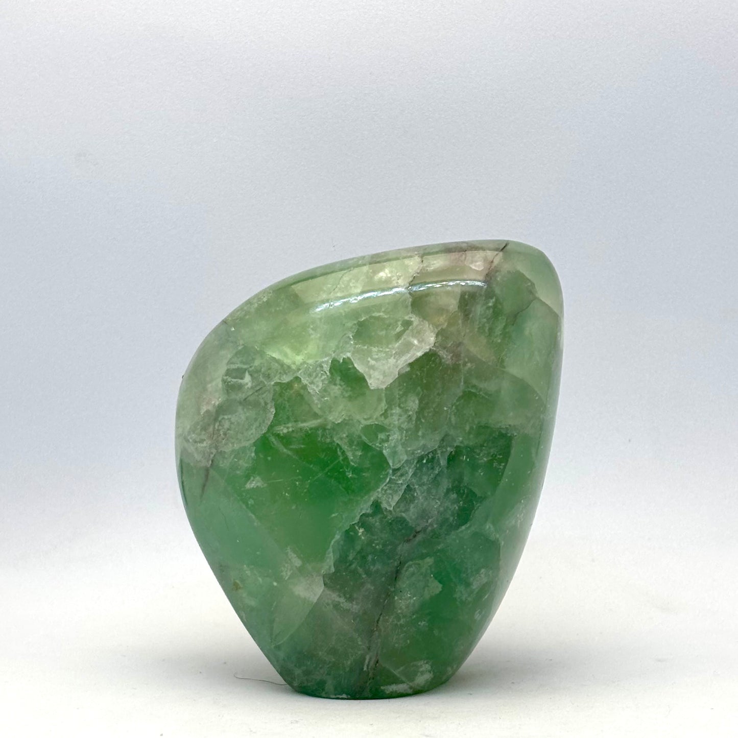 Grøn fluorit skulptur 8 cm | nr. 3 Grøn fluorit skulptur 8 cm | nr. 3