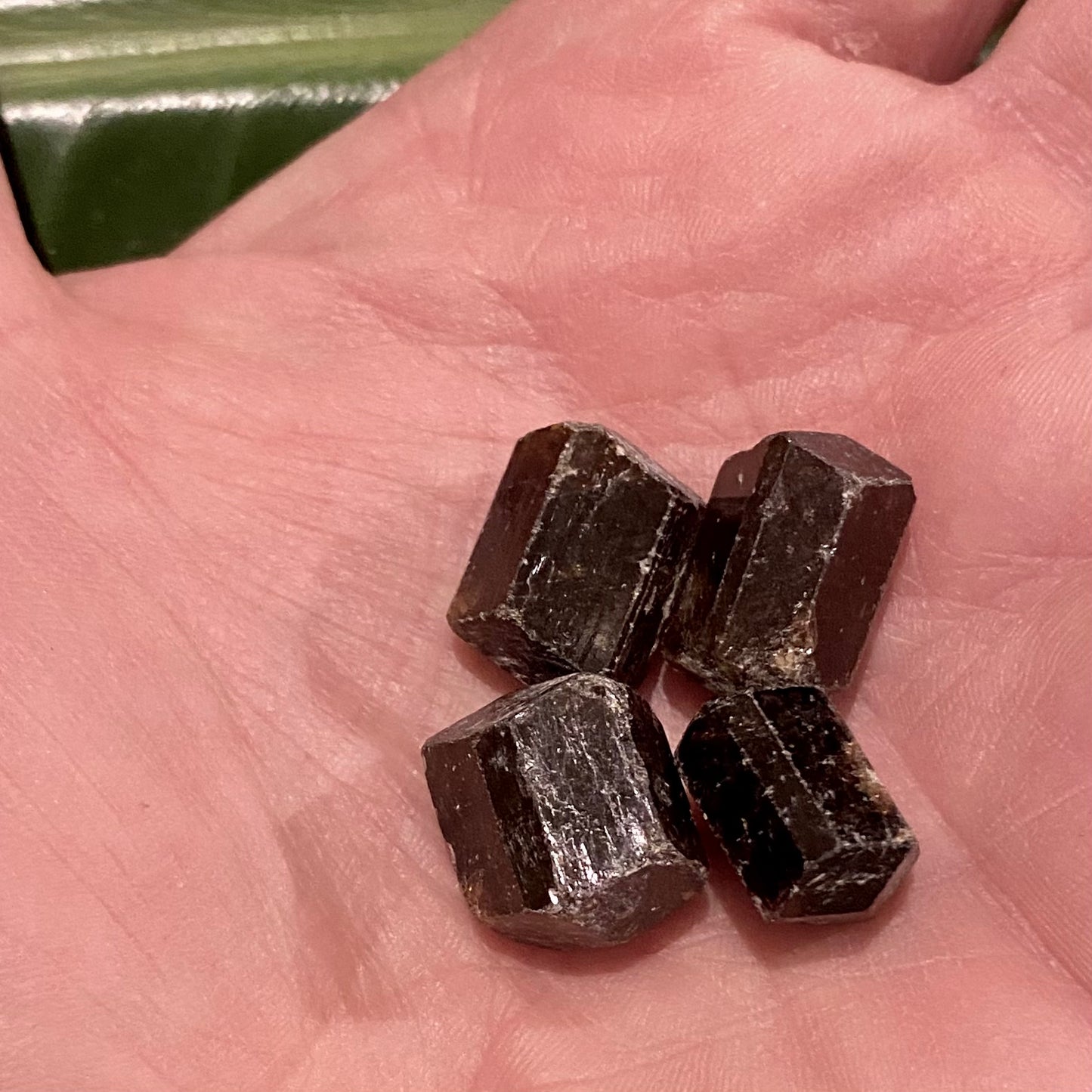 Dravit dobbelt termineret, brun turmalin Dravit dobbelt termineret, brun turmalin