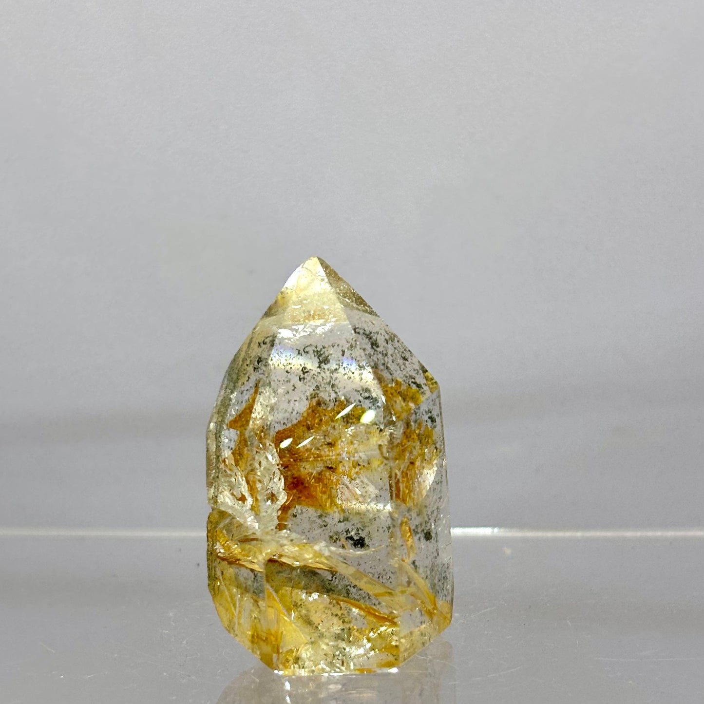 Bjergkrystal spids m. Inklusioner 4,2 cm | nr. 2 Bjergkrystal spids m. Inklusioner 4,2 cm | nr. 2