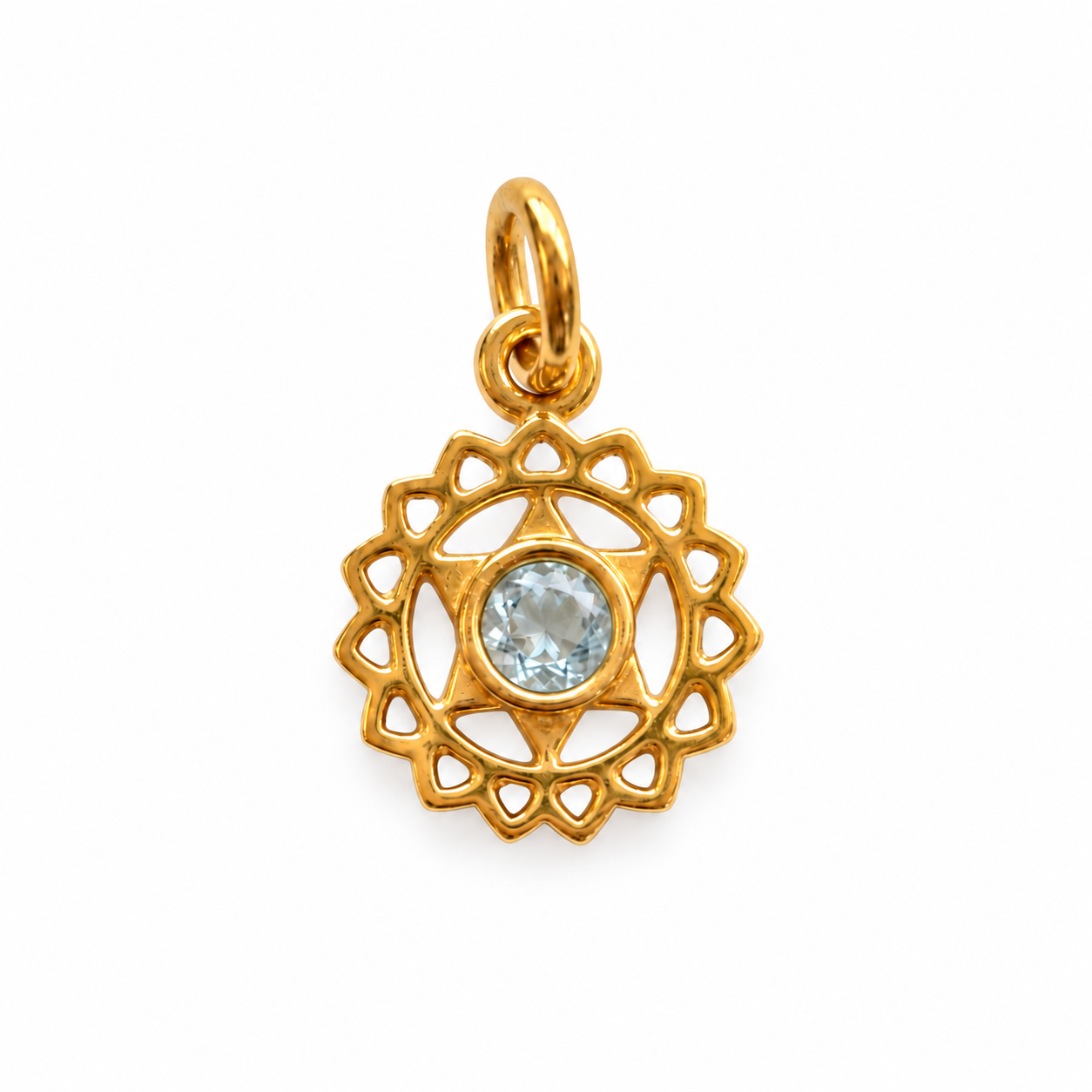 Blå Topaz Hals chakra charm – 18k forgyldt sølv vedhæng Blå Topaz Hals chakra charm – 18k forgyldt sølv vedhæng