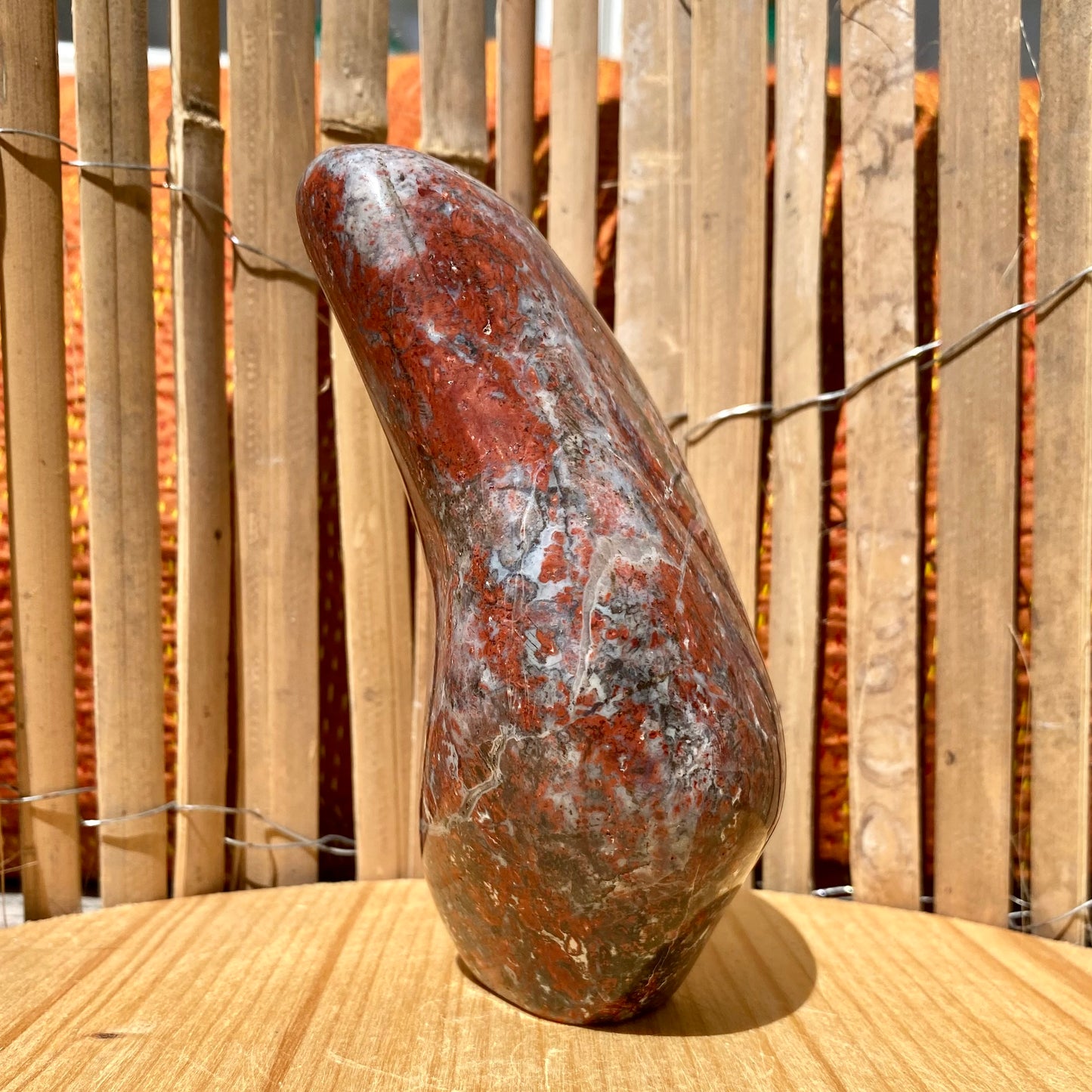 Bloodstone skulptur 14 cm Bloodstone skulptur 14 cm