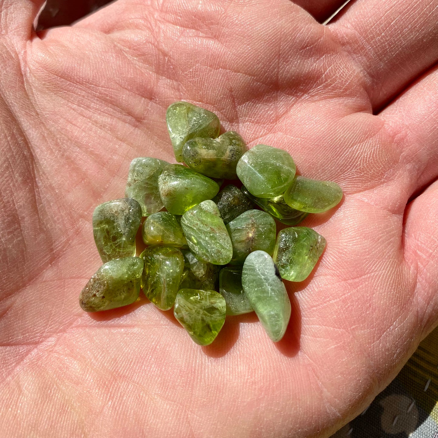 Chrysolit / peridot - lommesten Chrysolit / peridot - lommesten