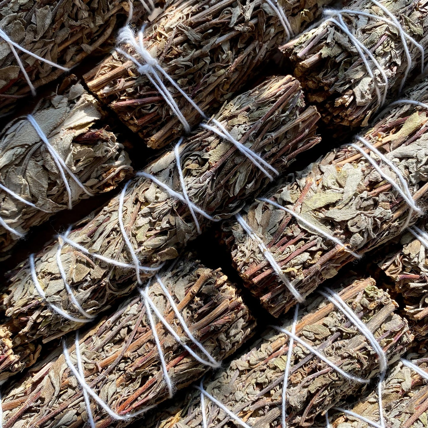 Shasta Salvie - rens dine krystaller - smudge stick Shasta Salvie - rens dine krystaller - smudge stick