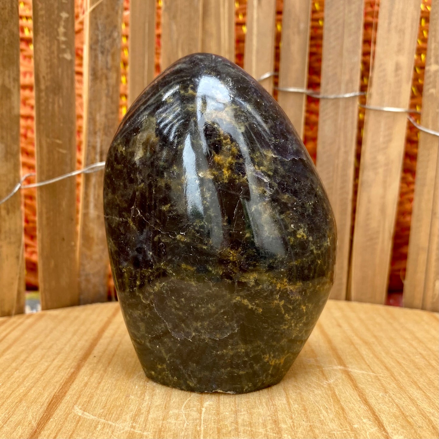 Iolith vandsafir freeform - 9 cm Iolith vandsafir freeform - 9 cm