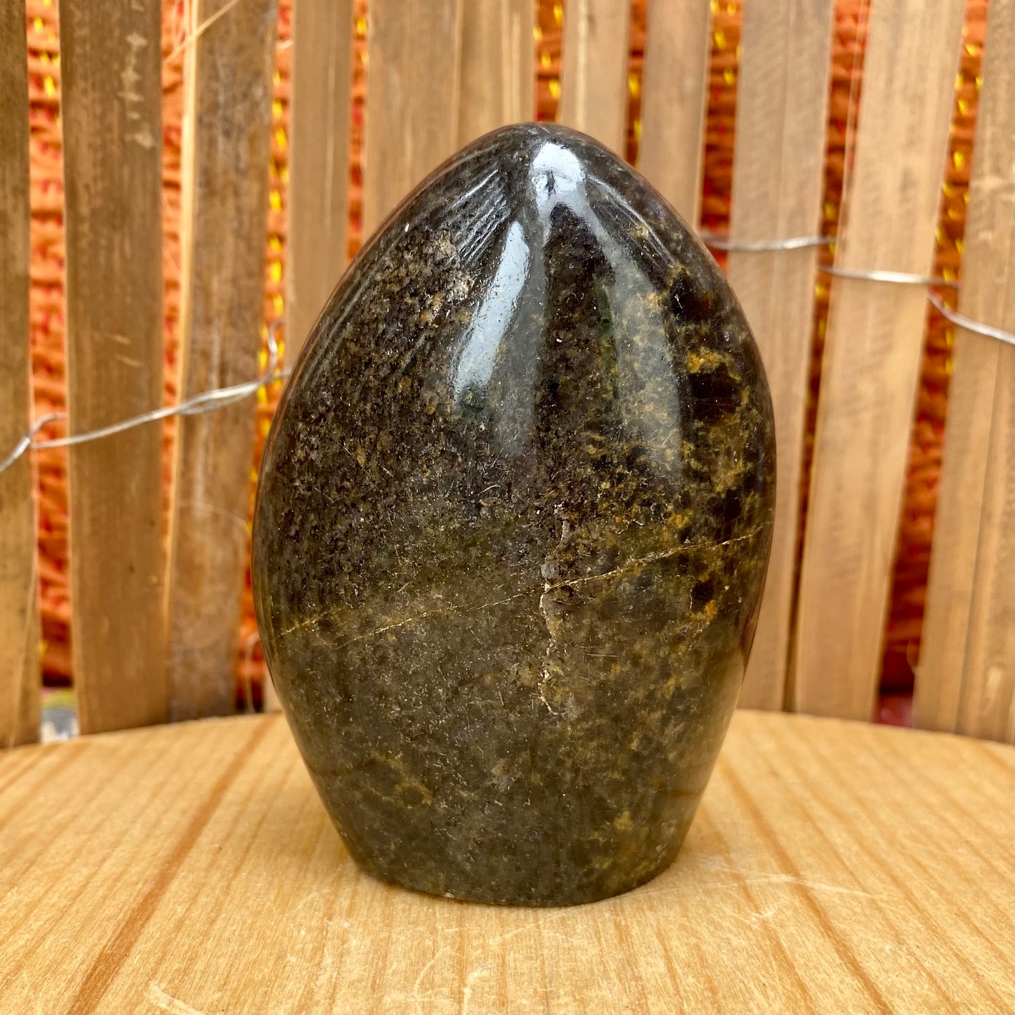 Iolith vandsafir freeform - 9 cm Iolith vandsafir freeform - 9 cm
