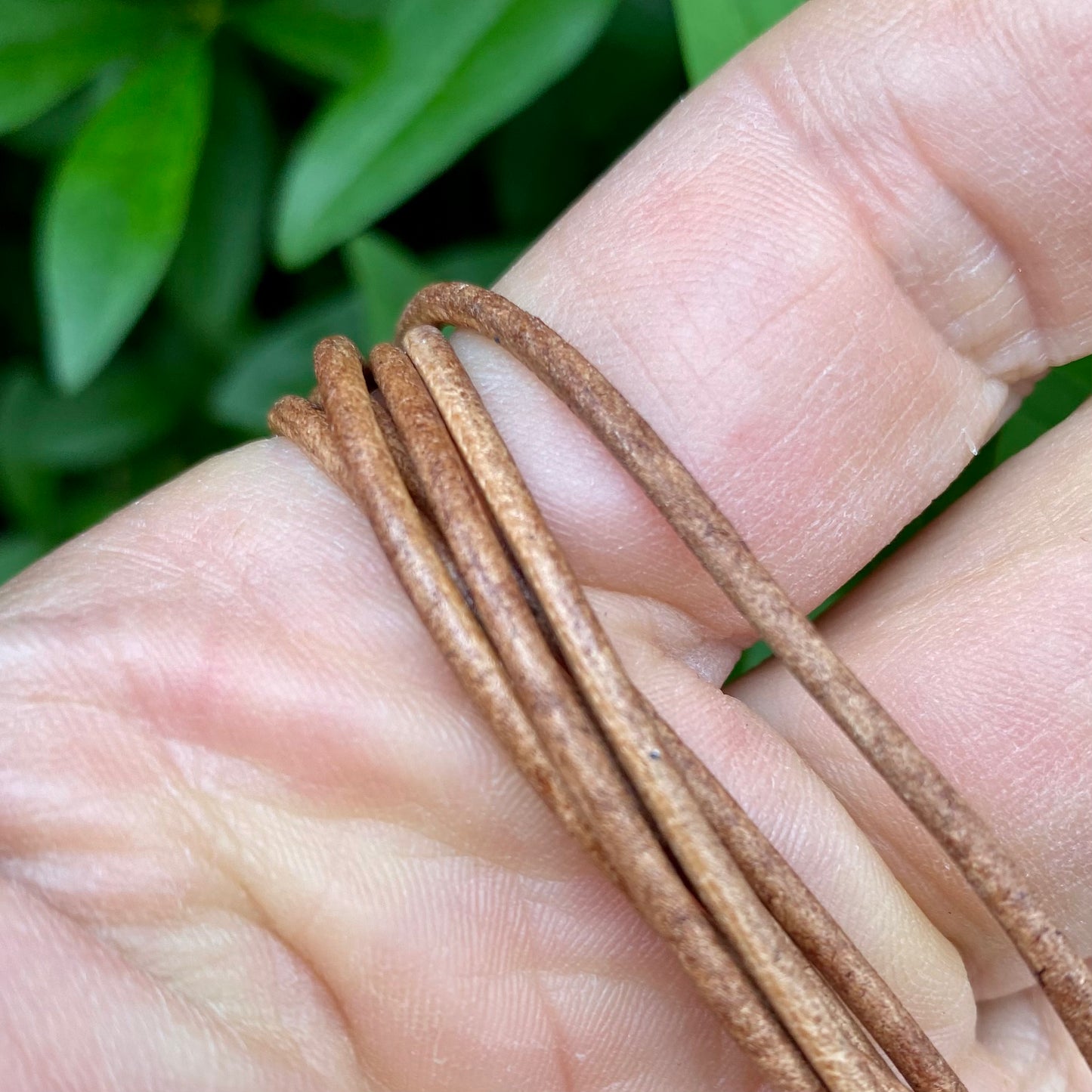 Rund Lædersnor vintage brun - 2 mm, lb.m. Rund Lædersnor vintage brun - 2 mm, lb.m.