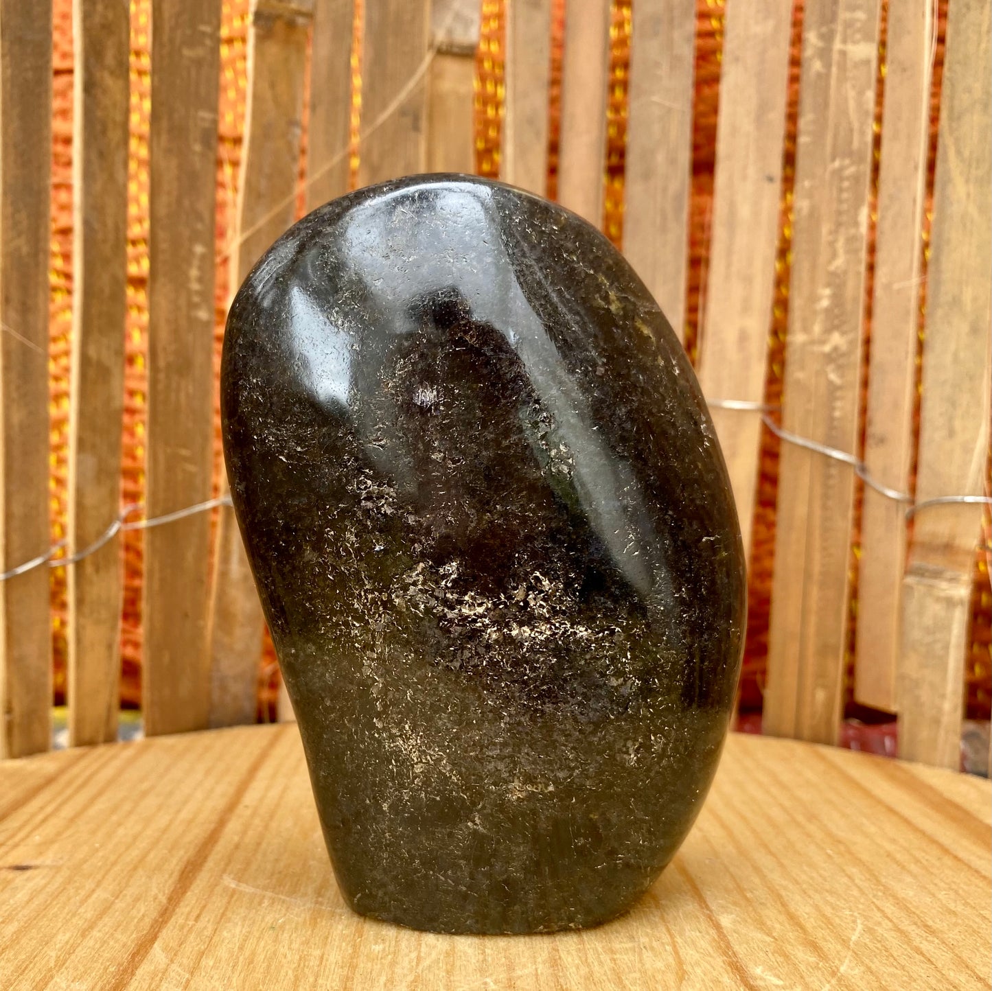 Iolith vandsafir freeform - 10 cm Iolith vandsafir freeform - 10 cm