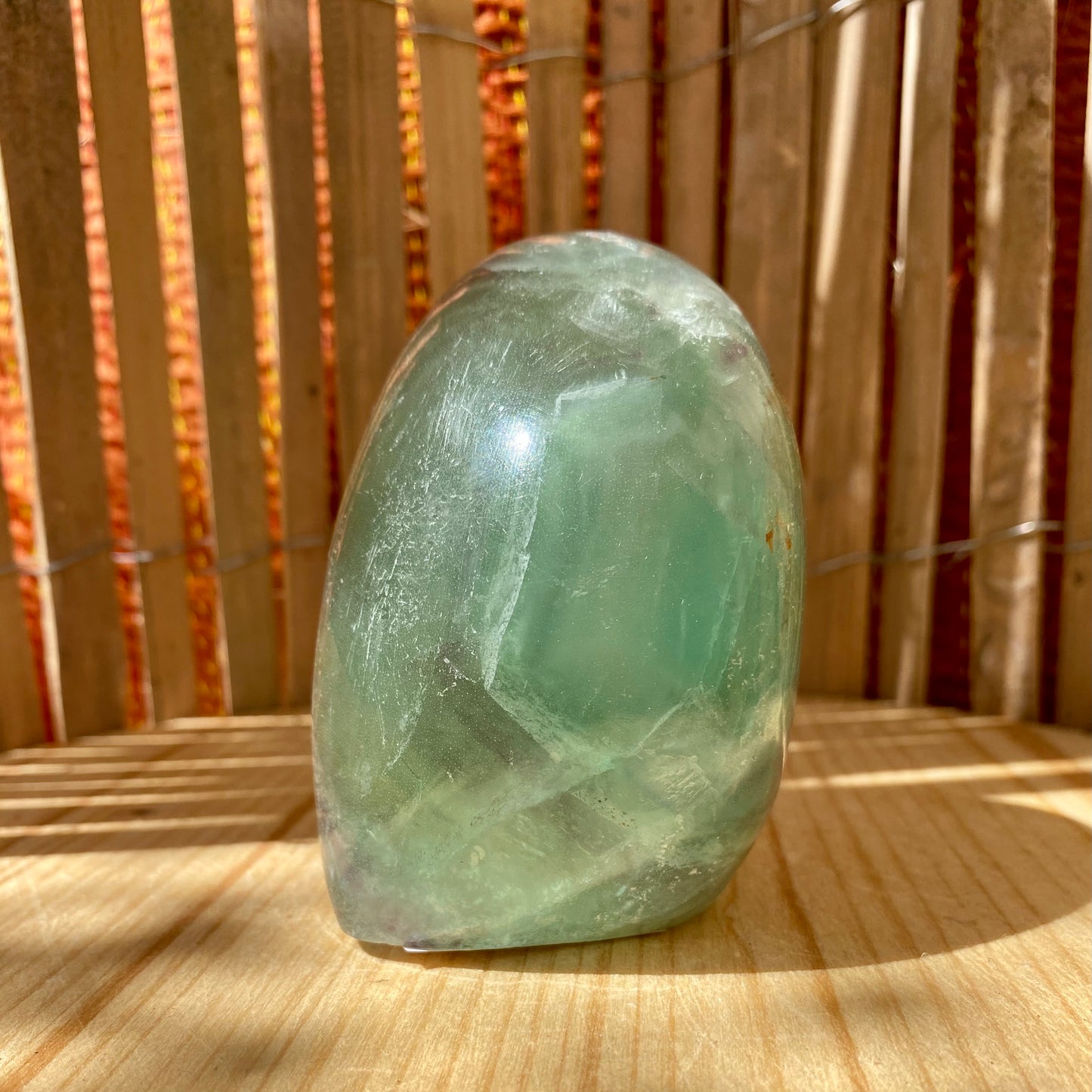 Grøn fluorit skulptur 8,5 cm Grøn fluorit skulptur 8,5 cm