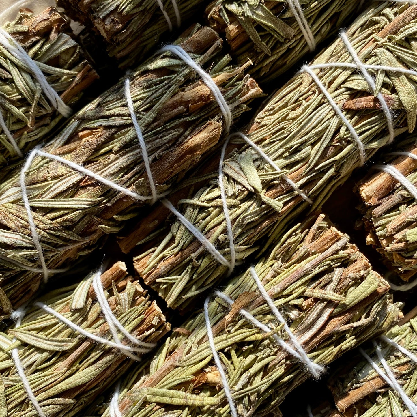 Bjerg Salvie - rens dine krystaller - smudge stick Bjerg Salvie - rens dine krystaller - smudge stick