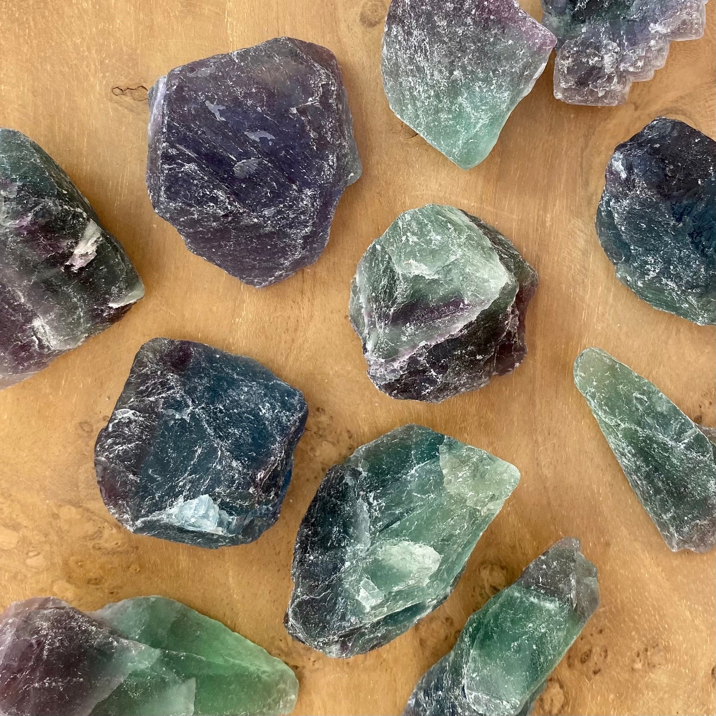 Fluorit Grøn / violet rå Fluorit Grøn / violet rå