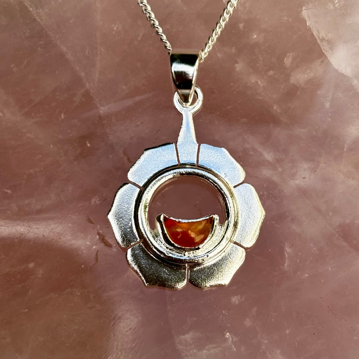 Sacral Chakra vedhæng | 925 Sterling Sølv og karneol Sacral Chakra vedhæng | 925 Sterling Sølv og karneol