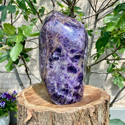 Polierter tiefvioletter Amethyst - 34 cm / 20,7 kg