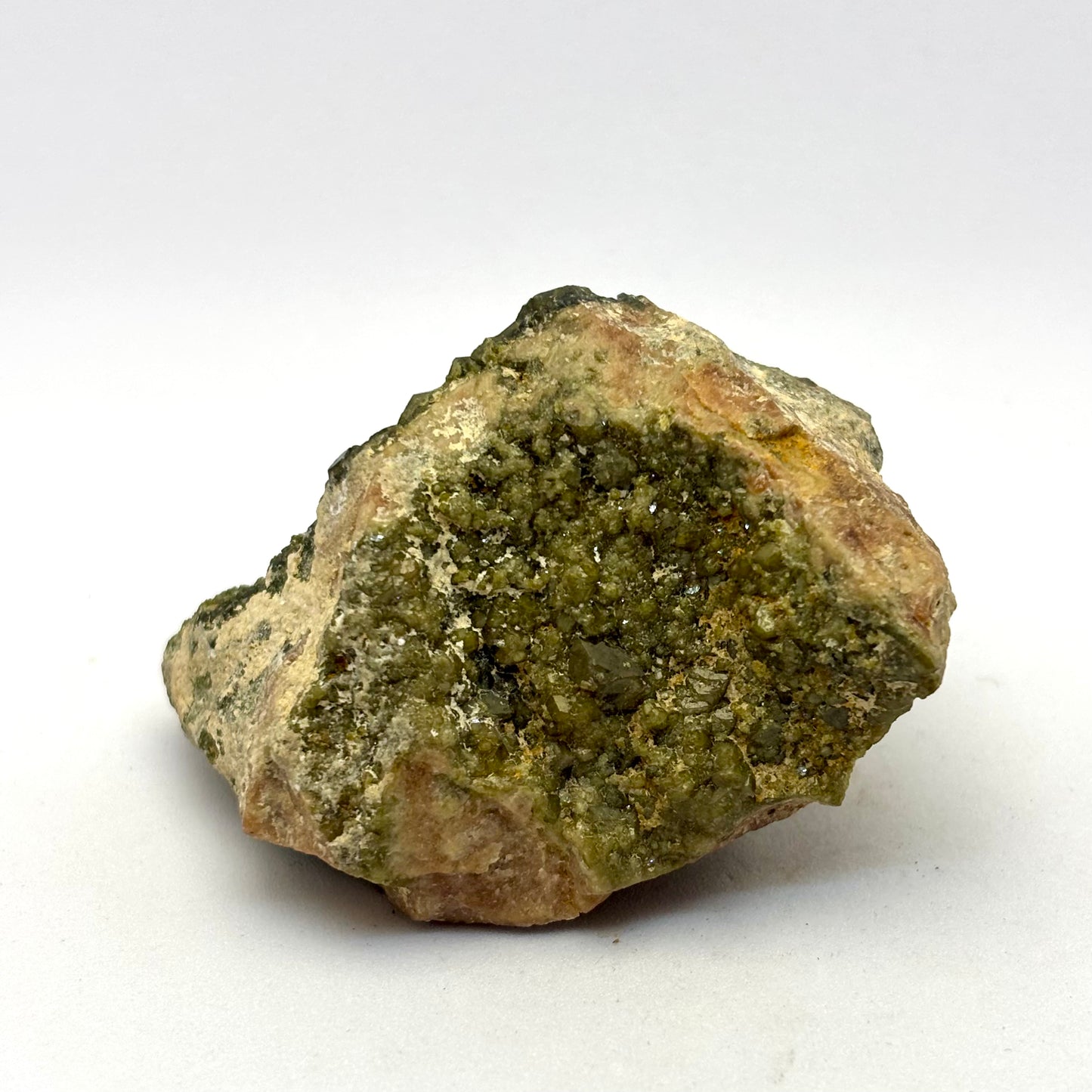 Grøn Granat / garnet klynge 5,5 cm | nr 4 Grøn Granat / garnet klynge 5,5 cm | nr 4