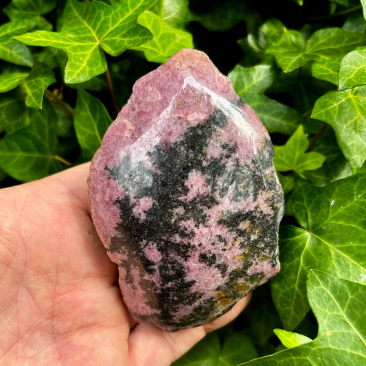 Billede af Rhodonit pink, en side poleret 11 cm