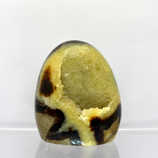 Billede af Septarie drusy skulptur 7,5 cm | nr. 6