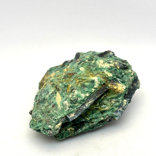 Billede af Kyanit i fuchsit 8 cm | nr. 2