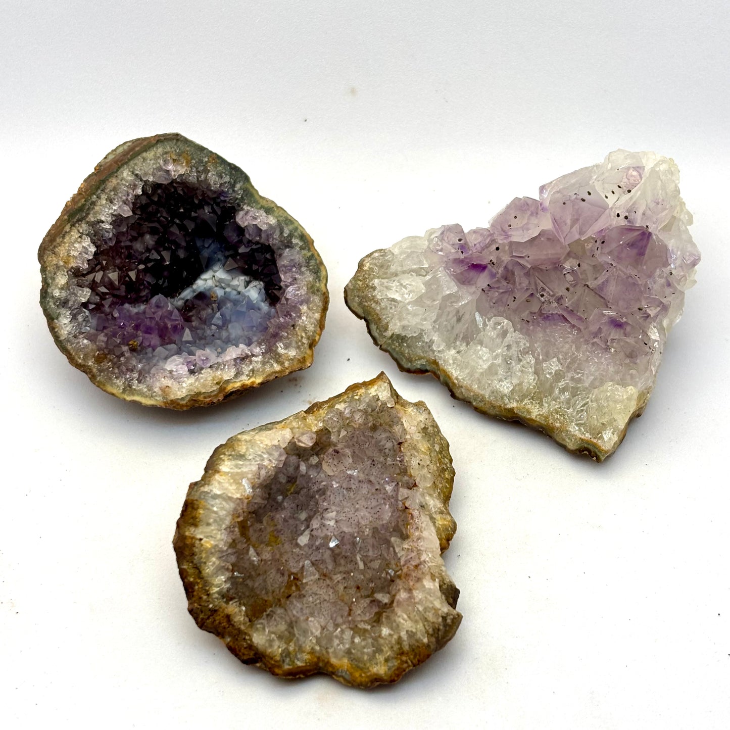 3 ametyst geoder fra Zululand SA 5-6 cm | nr 5 3 ametyst geoder fra Zululand SA 5-6 cm | nr 5