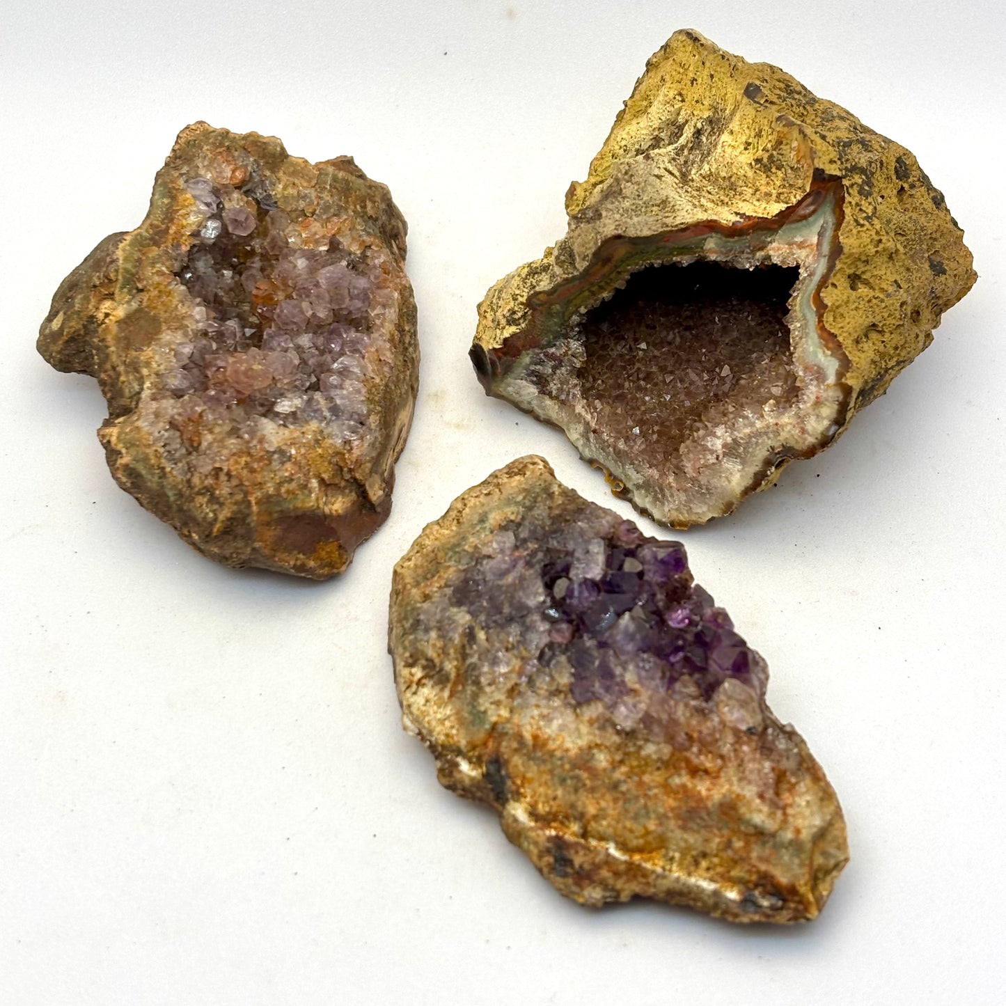 3 ametyst geoder fra Zululand SA 7-8 cm | nr 11 3 ametyst geoder fra Zululand SA 7-8 cm | nr 11