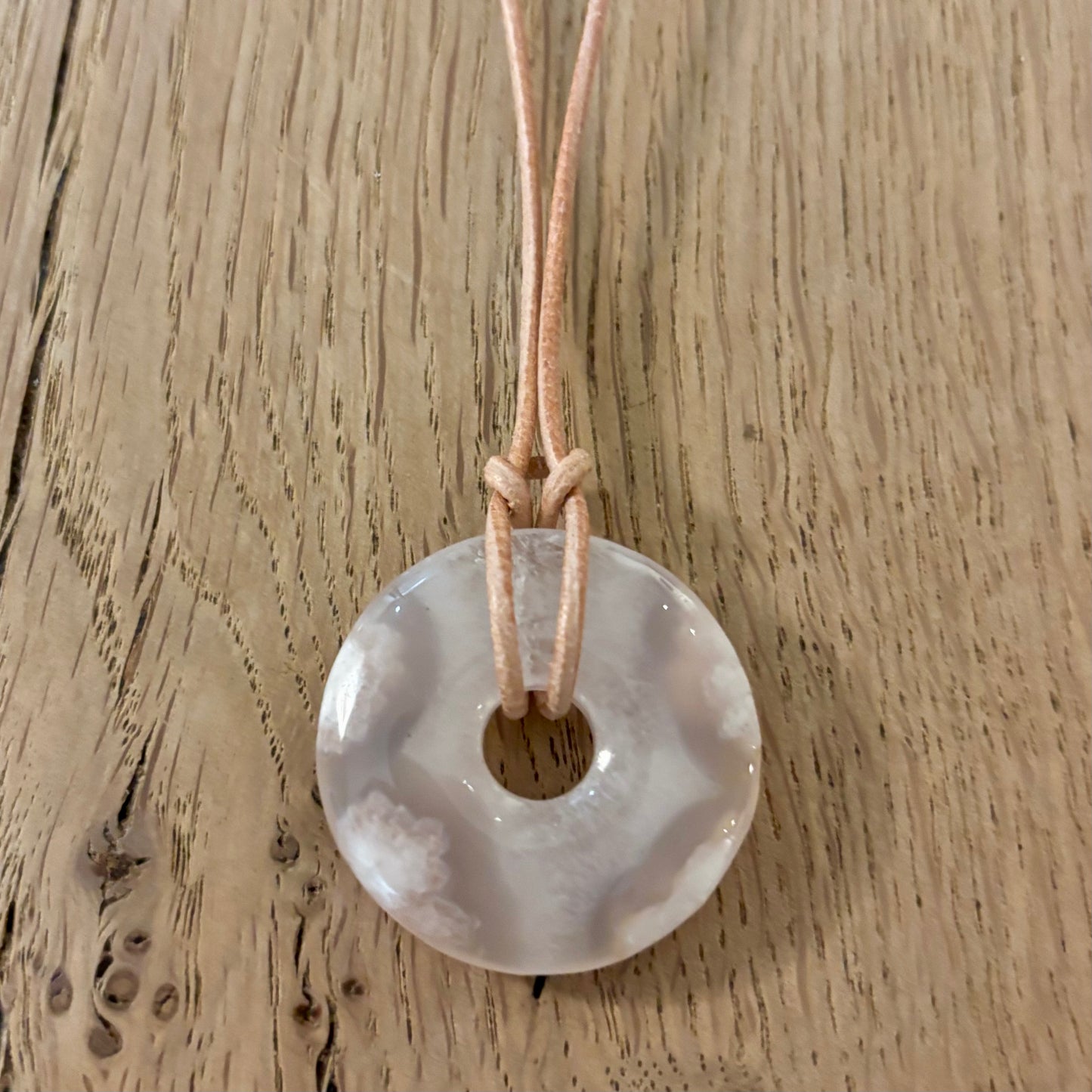 Cherry Blossom halskæde - Pi nr 5 Cherry Blossom halskæde - Pi nr 5