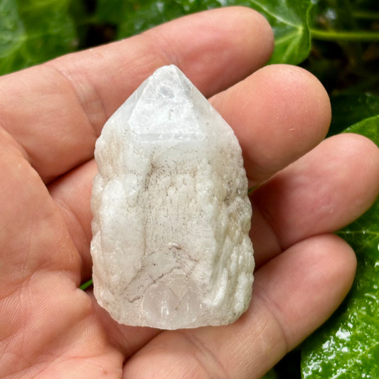 Billede af Bjergkrystal spids, candle kvarts - stående 5,5 cm