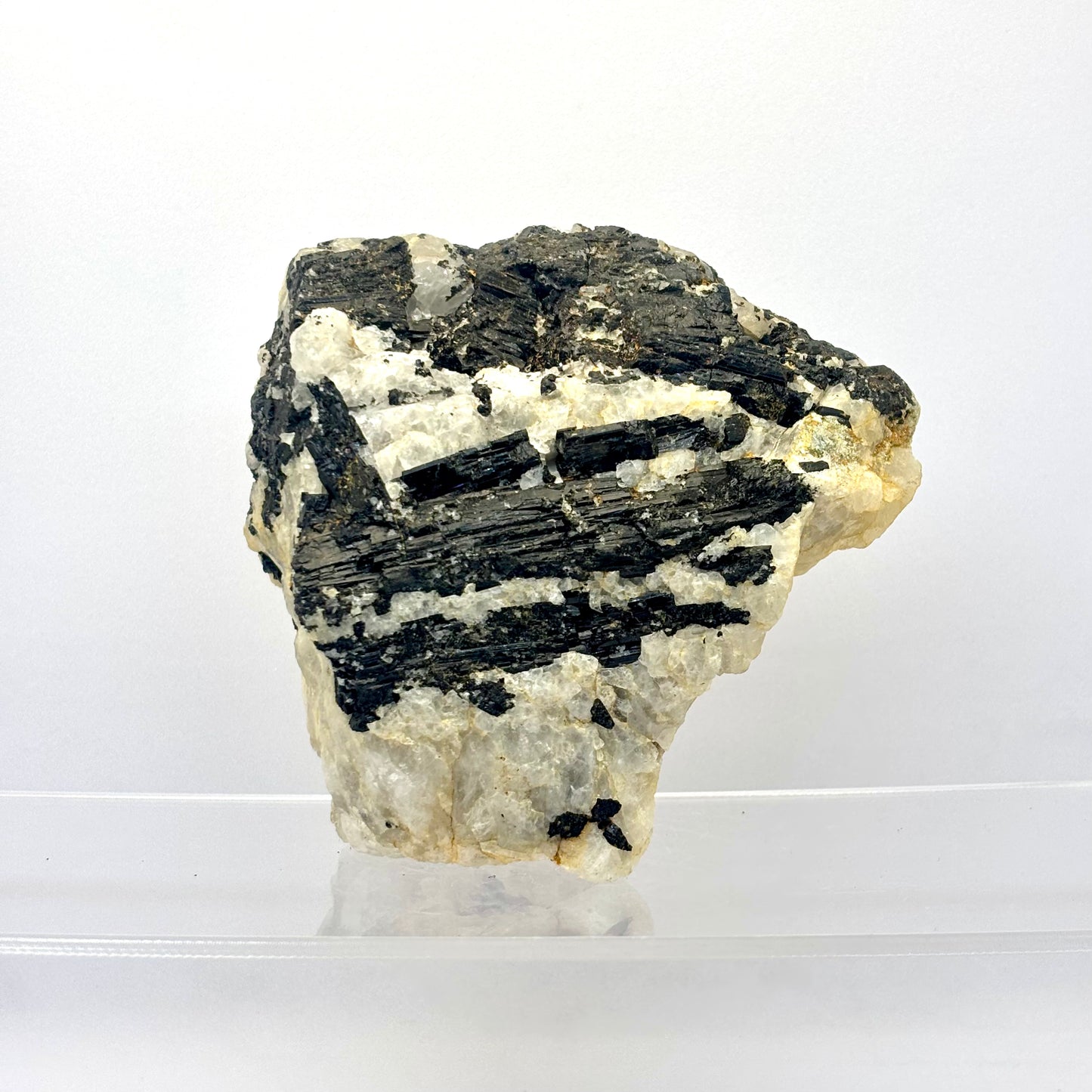 Kvarts og Turmalin, Zimbabwe 9 cm | nr. 3 Kvarts og Turmalin, Zimbabwe 9 cm | nr. 3