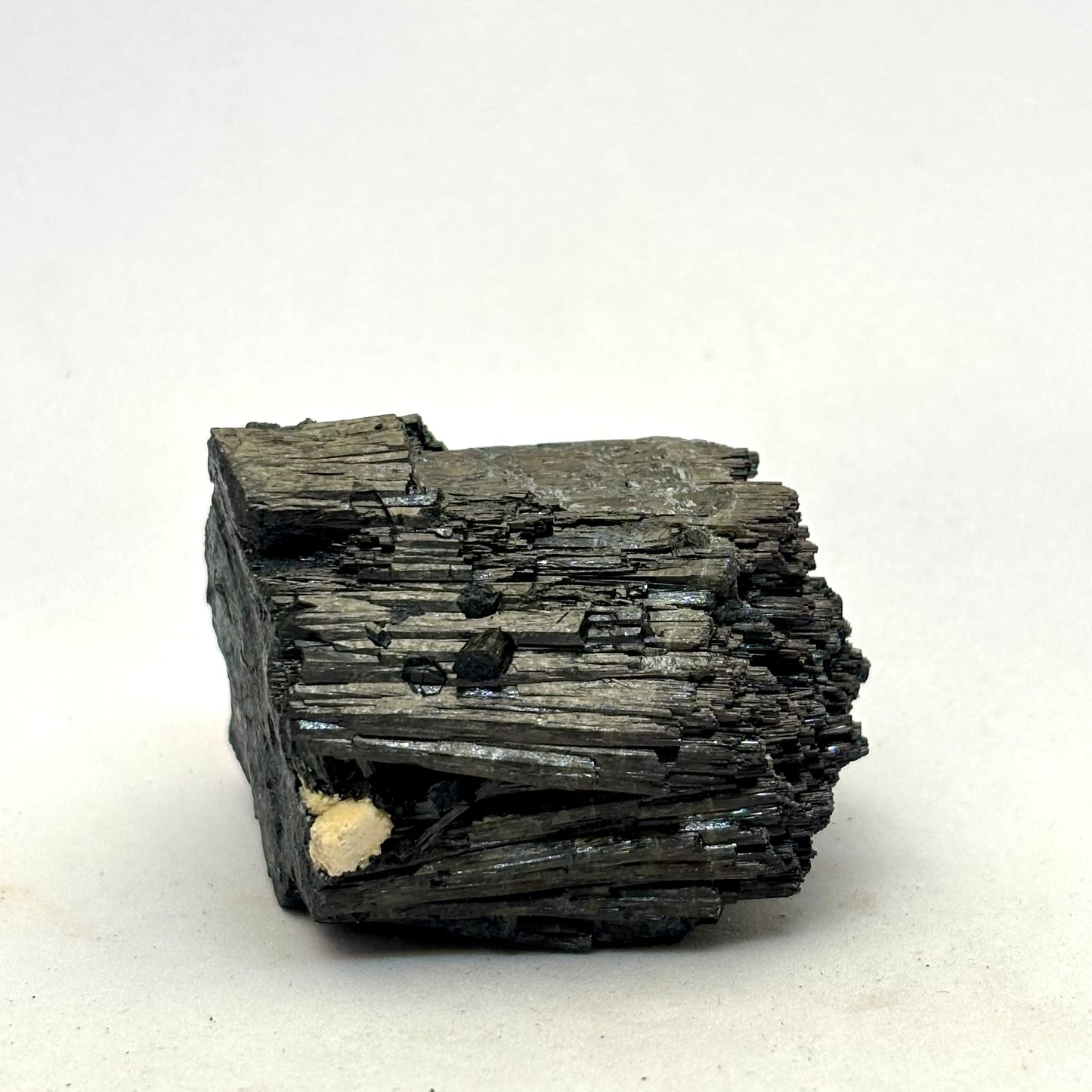 Sort Turmalin klynge 4,5 cm Erongo | nr. 6 Sort Turmalin klynge 4,5 cm Erongo | nr. 6