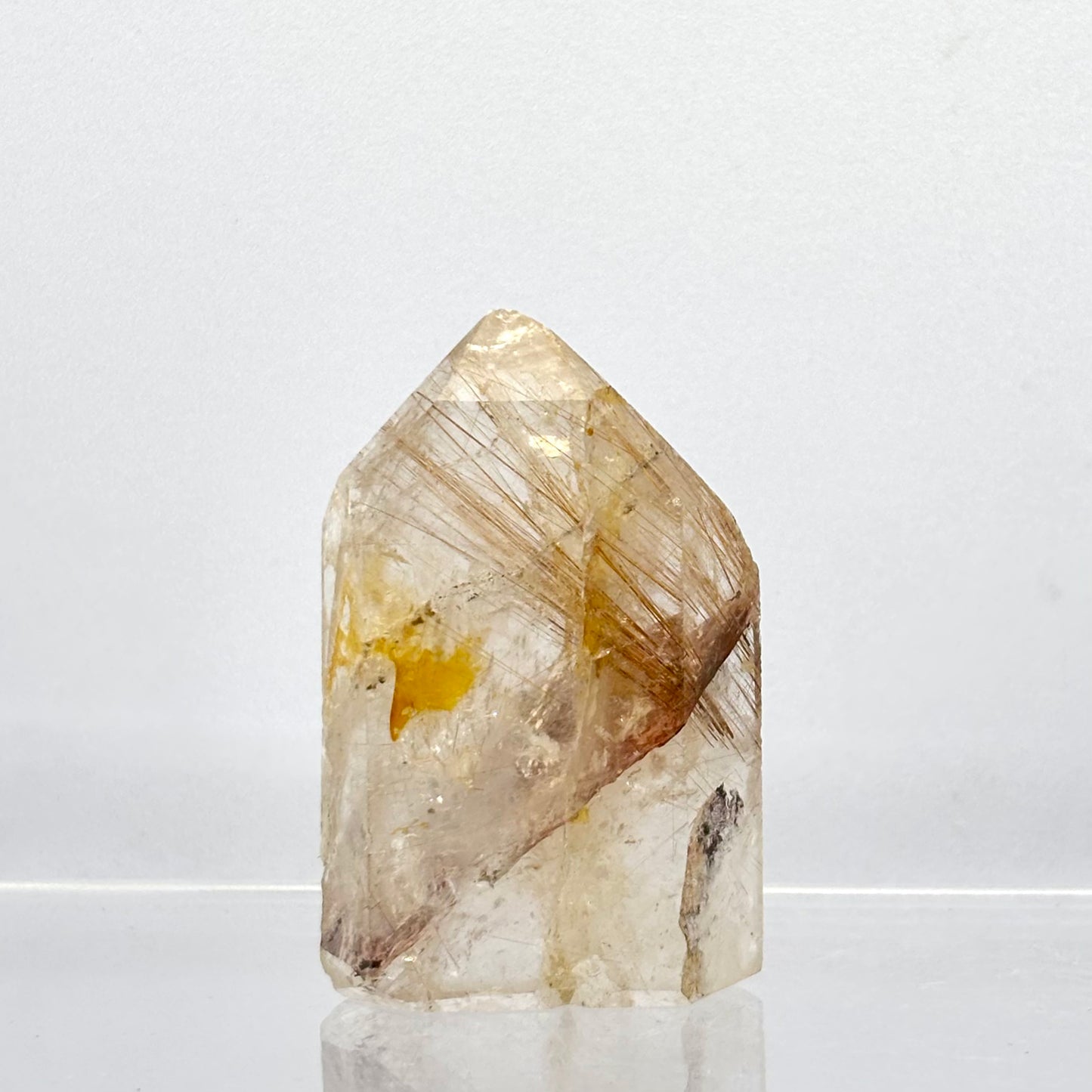 Bjergkrystal spids med rutiler, Madagaskar 4,5 cm | nr. 3 Bjergkrystal spids med rutiler, Madagaskar 4,5 cm | nr. 3