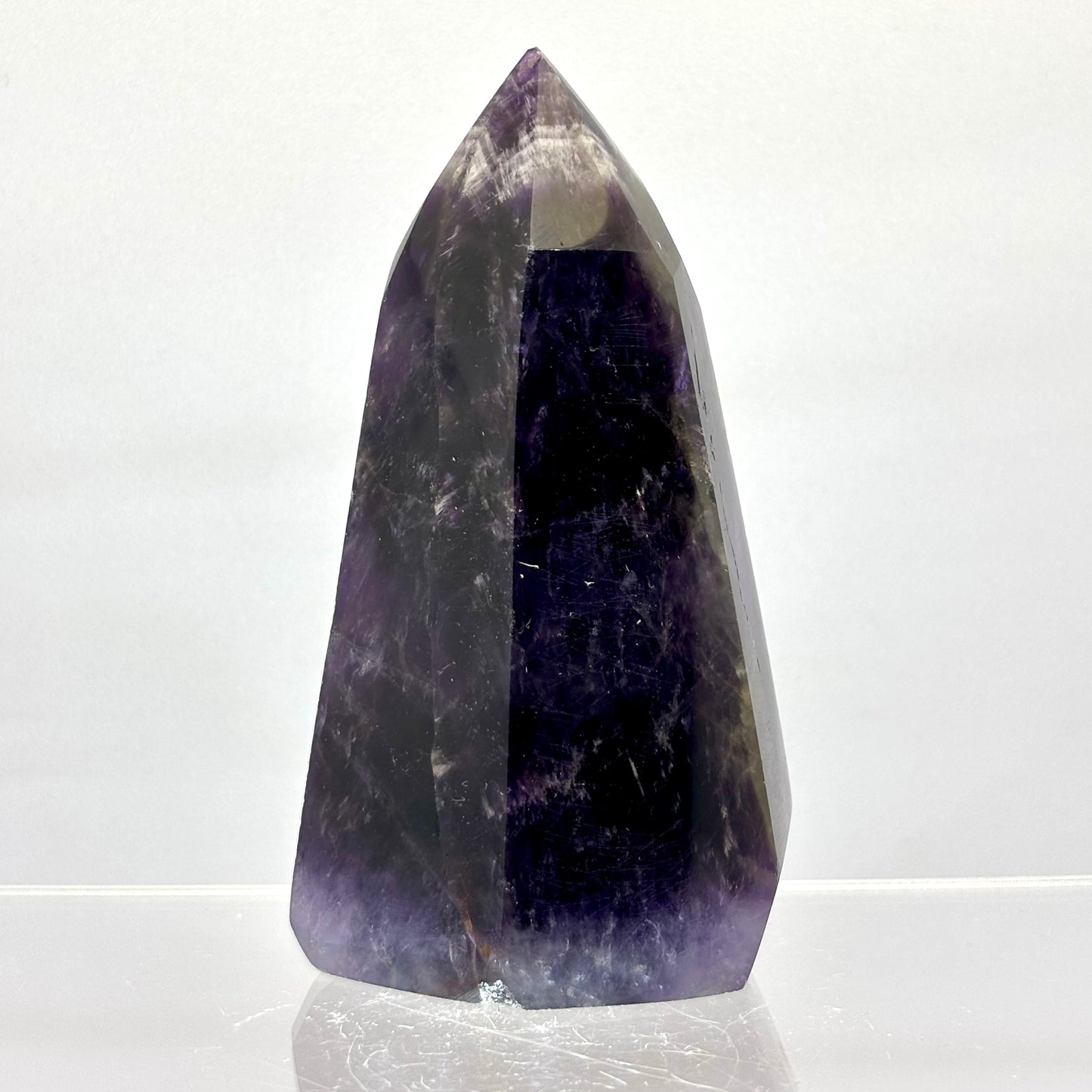 Mørk ametyst spids 8,2 cm - poleret | nr. 11 Mørk ametyst spids 8,2 cm - poleret | nr. 11