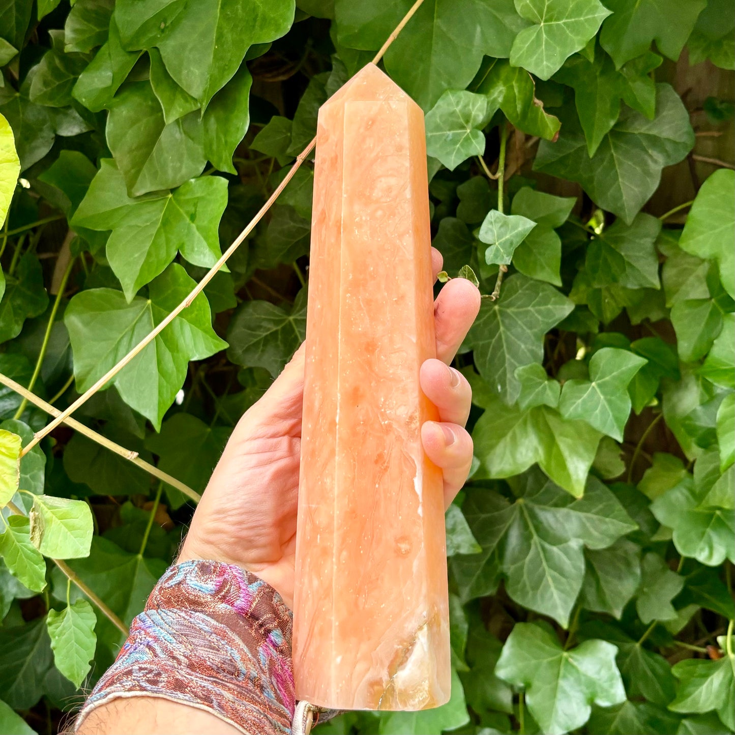 Orange calcit obelisk - 22,5 cm Orange calcit obelisk - 22,5 cm