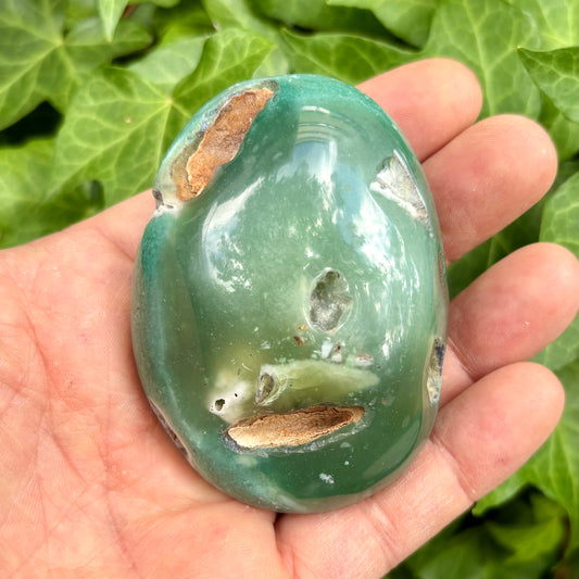 Billede af Krom Chalcedon palmstone | 8 cm nr 5