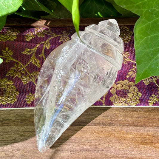 Billede af Rituel konkylie | håndskåret Himalaya Bjergkrystal | 12,8 cm