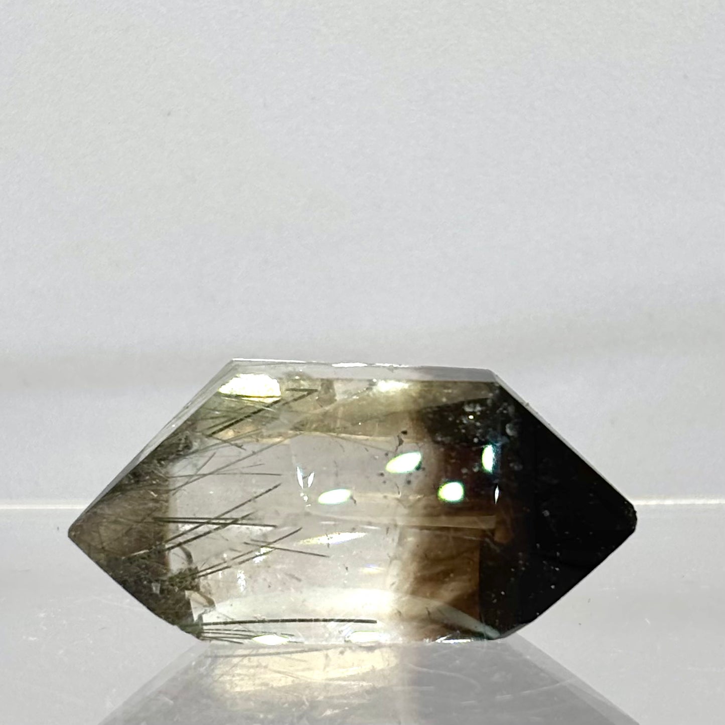 Mini Bjergkrystal dob. spids m. Inklusioner 4,1 cm | nr. 7 Mini Bjergkrystal dob. spids m. Inklusioner 4,1 cm | nr. 7