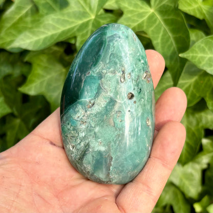 Krom Chalcedon palmstone | 9 cm nr 1