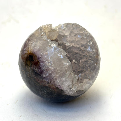 Ametyst / kvarts kugle m. Grotte - 5 cm | nr. 12