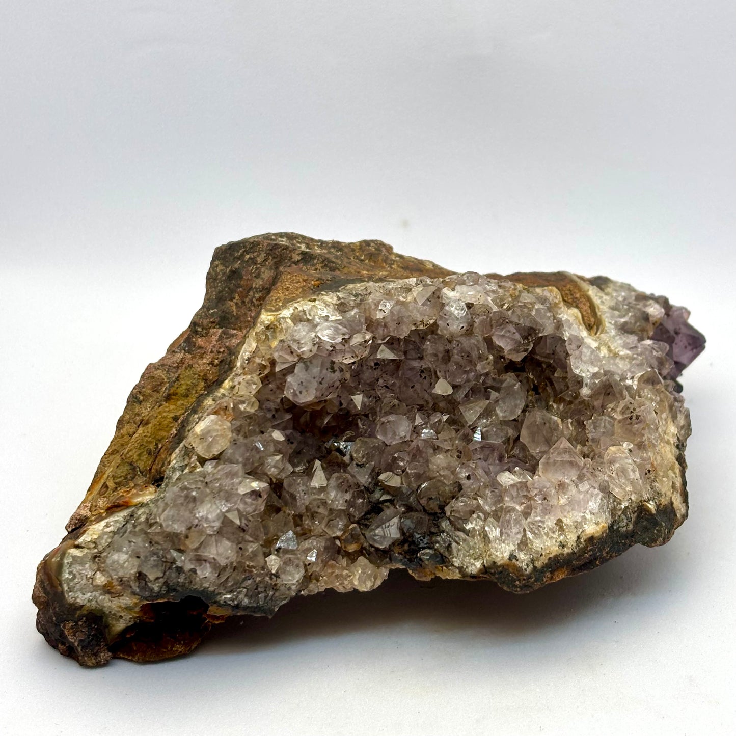 Naturlig ametyst klynge fra Zululand SA 13 cm | nr. 1 Naturlig ametyst klynge fra Zululand SA 13 cm | nr. 1