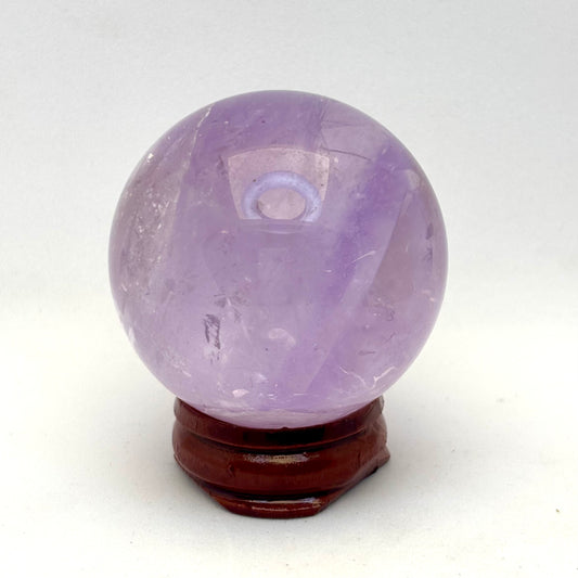 Billede af Ametyst kugle, klar og lys - 4,3 cm | nr. 6