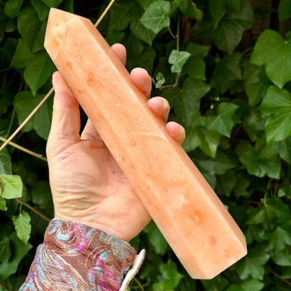 Orange calcit obelisk - 22,5 cm