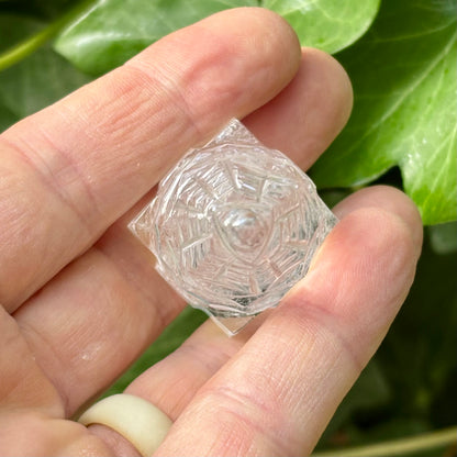 Shree Yantra | håndskåret | Himalaya Bjergkrystal | mount meru | 5 cm