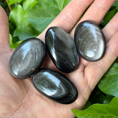 Silver obsidian palmstone - 5 cm