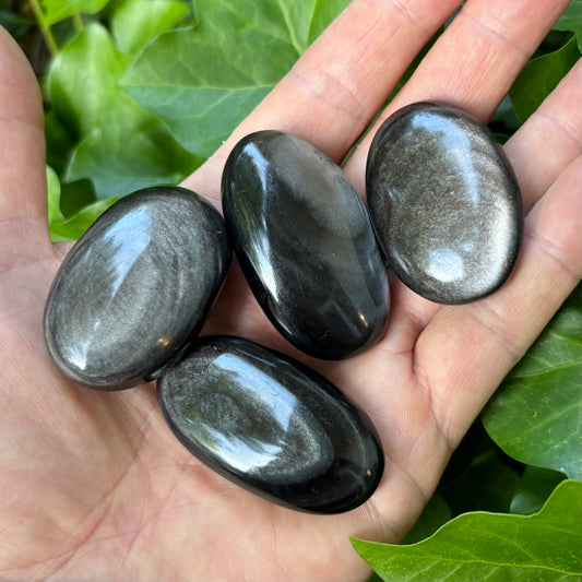 Billede af Silver obsidian palmstone - 5 cm