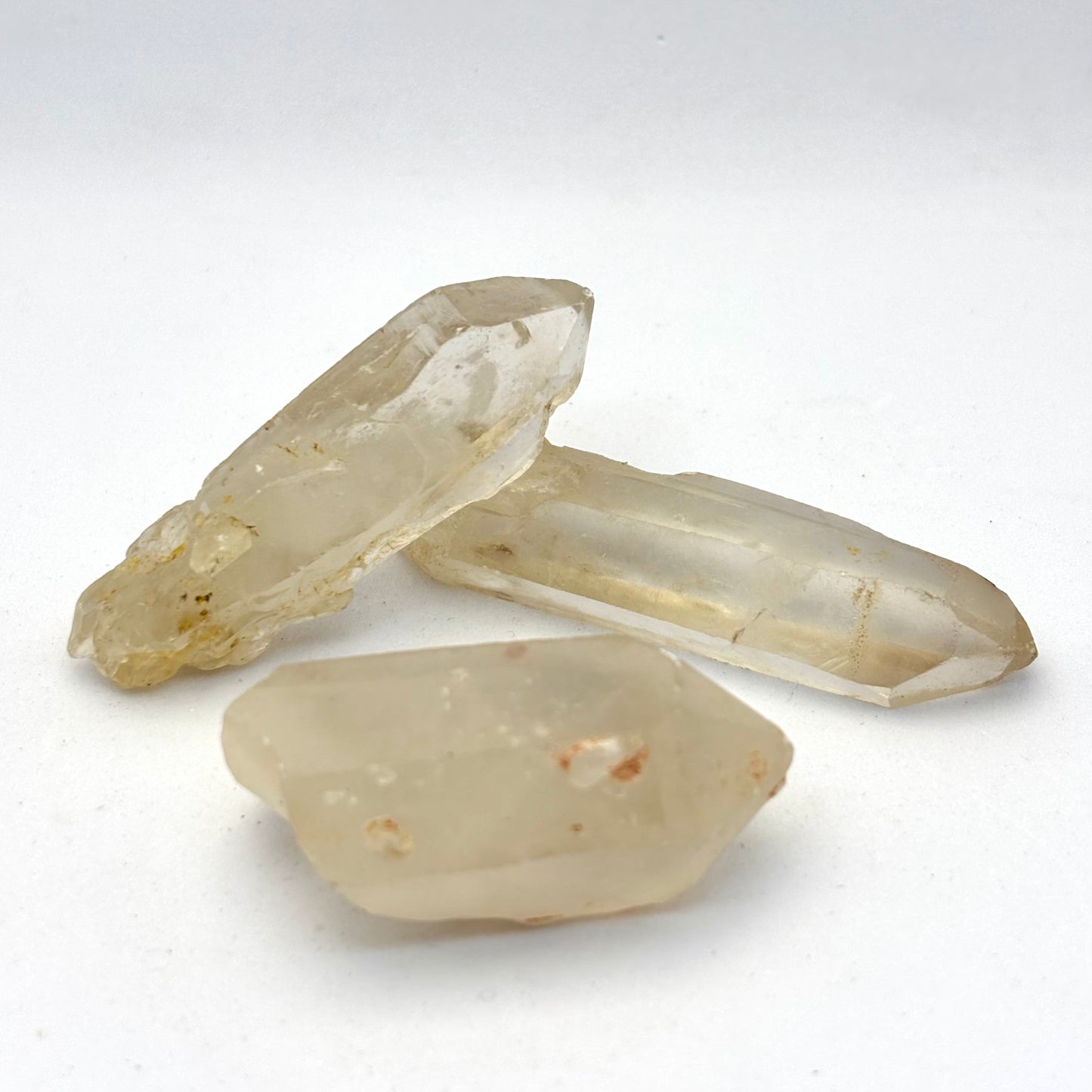 3 x naturlig Bjergkrystal 4,5 - 7 cm | nr. 9 3 x naturlig Bjergkrystal 4,5 - 7 cm | nr. 9