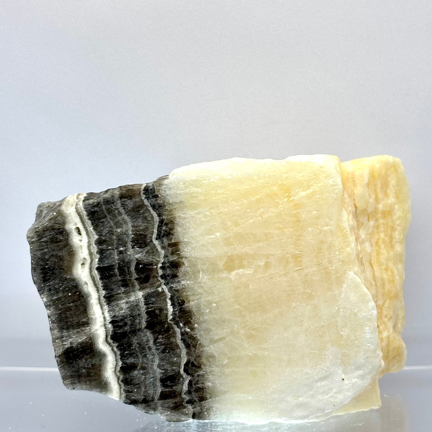 Zebra Calcit fra Mexico 10,5 cm | nr. 4 Zebra Calcit fra Mexico 10,5 cm | nr. 4