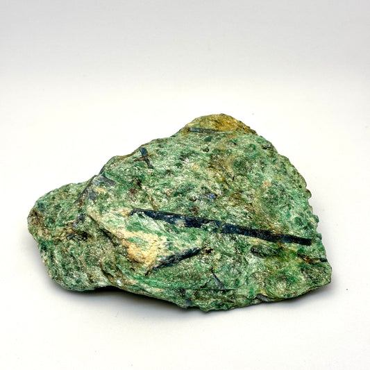 Billede af Kyanit i fuchsit 10,5 cm | nr. 3