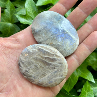 Månesten palmstone - 6 cm