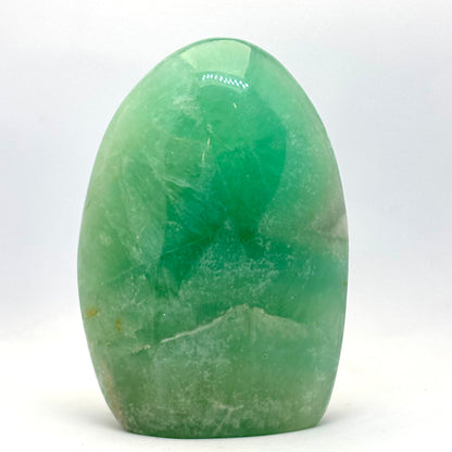 Grøn fluorit skulptur 13 cm